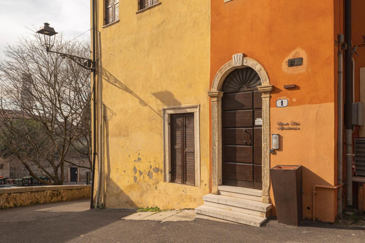 Vicolo Zini Apartments Verona Exterior foto